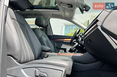Внедорожник / Кроссовер Audi Q5 2021 в 