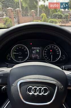 Внедорожник / Кроссовер Audi Q5 2012 в 