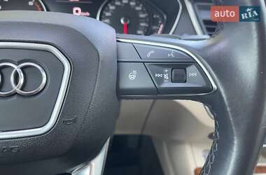 Позашляховик / Кросовер Audi Q5 2021 в 