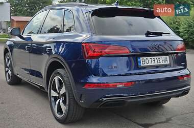 Внедорожник / Кроссовер Audi Q5 2023 в 