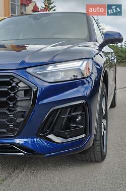 Внедорожник / Кроссовер Audi Q5 2023 в 