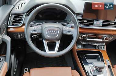 Внедорожник / Кроссовер Audi Q5 2023 в 