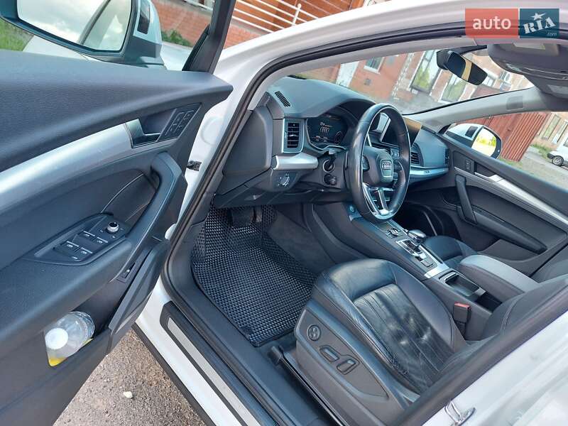 Внедорожник / Кроссовер Audi Q5 2018 в Прилуках фото 11 Внедорожник / Кроссовер Audi Q5 2018 в Прилуках