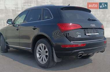 Внедорожник / Кроссовер Audi Q5 2015 в 