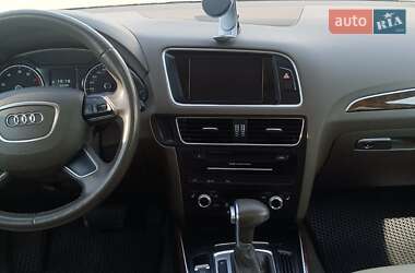 Внедорожник / Кроссовер Audi Q5 2015 в 