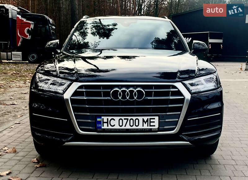 Внедорожник / Кроссовер Audi Q5 2020 в Львове
