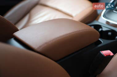 Позашляховик / Кросовер Audi Q5 2012 в 