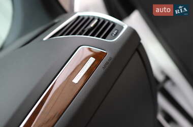 Позашляховик / Кросовер Audi Q5 2012 в 