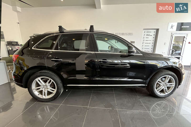 Внедорожник / Кроссовер Audi Q5 2015 в Шептицькому