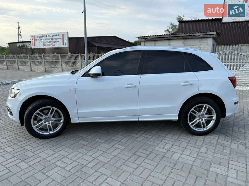 Внедорожник / Кроссовер Audi Q5 2013 в Запорожье