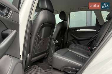 Внедорожник / Кроссовер Audi Q5 2015 в 