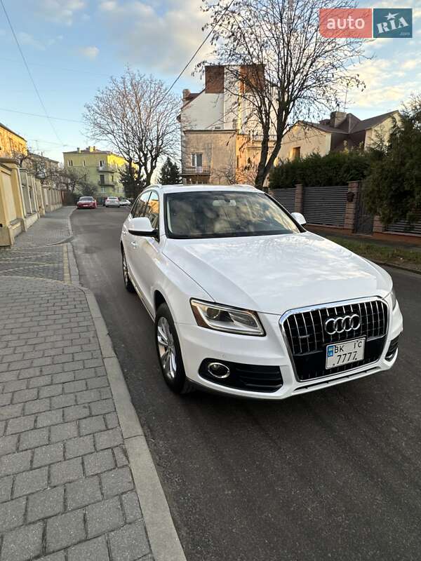 Внедорожник / Кроссовер Audi Q5 2014 в Львове