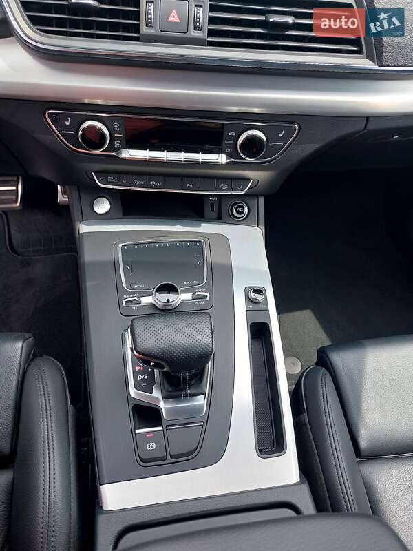 Внедорожник / Кроссовер Audi Q5 2018 в Киеве фото 11 Внедорожник / Кроссовер Audi Q5 2018 в Киеве