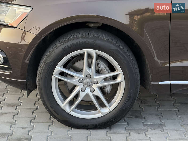 Внедорожник / Кроссовер Audi Q5 2014 в Луцке