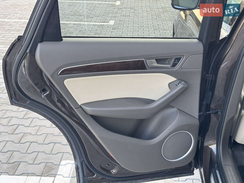Внедорожник / Кроссовер Audi Q5 2014 в Луцке