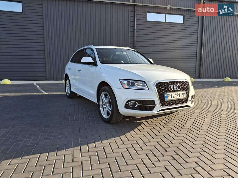 Внедорожник / Кроссовер Audi Q5 2016 в 