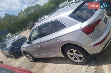 Внедорожник / Кроссовер Audi Q5 2021 в 