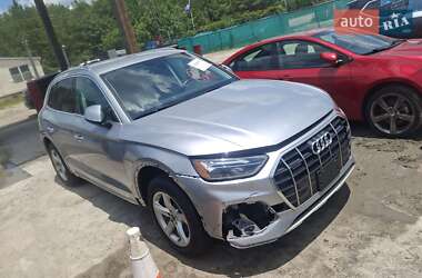 Внедорожник / Кроссовер Audi Q5 2021 в 