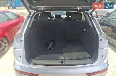 Внедорожник / Кроссовер Audi Q5 2021 в 