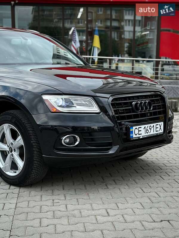 Внедорожник / Кроссовер Audi Q5 2012 в Черновцах