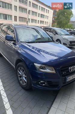 Внедорожник / Кроссовер Audi Q5 2014 в Ровно