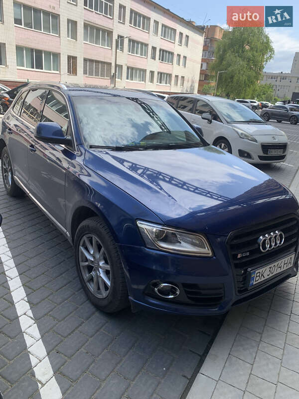 Внедорожник / Кроссовер Audi Q5 2014 в 
