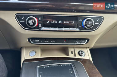 Внедорожник / Кроссовер Audi Q5 2019 в 