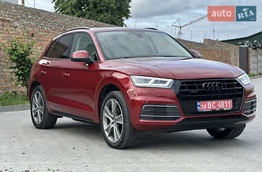 Внедорожник / Кроссовер Audi Q5 2019 в 