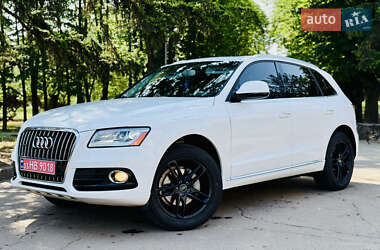 Внедорожник / Кроссовер Audi Q5 2016 в 