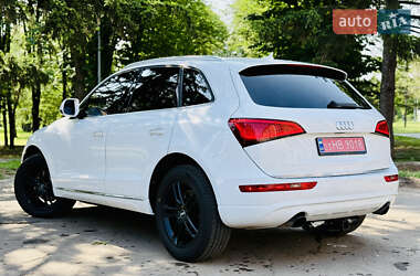 Внедорожник / Кроссовер Audi Q5 2016 в 