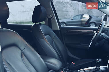 Внедорожник / Кроссовер Audi Q5 2016 в 