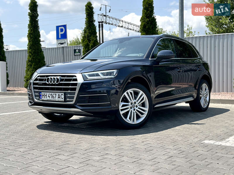 Внедорожник / Кроссовер Audi Q5 2019 в 