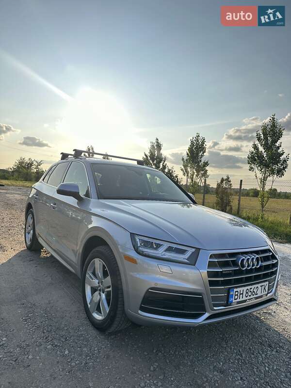 Позашляховик / Кросовер Audi Q5 2019 в Одесі
