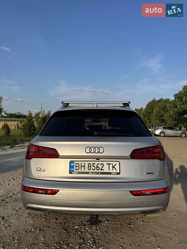 Позашляховик / Кросовер Audi Q5 2019 в Одесі