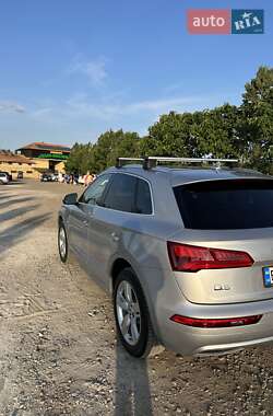Внедорожник / Кроссовер Audi Q5 2019 в 