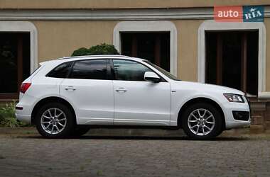 Внедорожник / Кроссовер Audi Q5 2010 в 