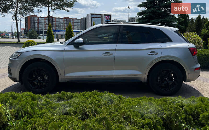 Внедорожник / Кроссовер Audi Q5 2019 в Львове
