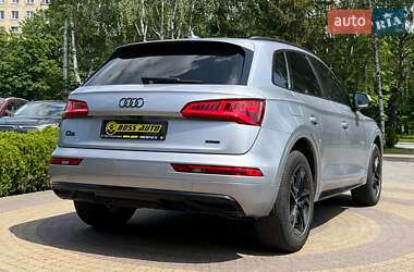 Внедорожник / Кроссовер Audi Q5 2019 в 