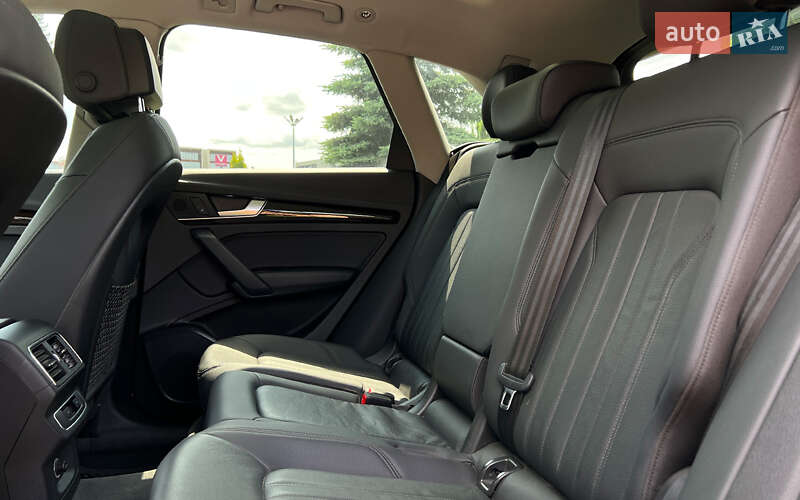 Внедорожник / Кроссовер Audi Q5 2019 в Львове