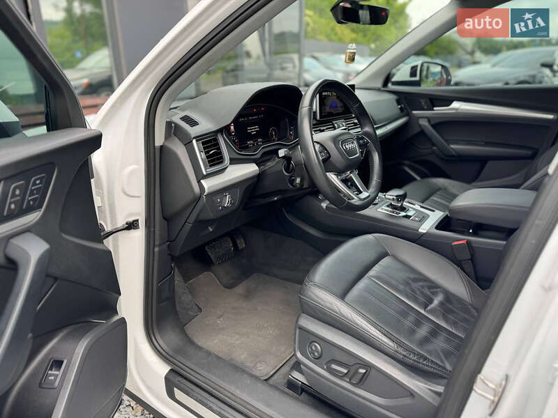 Внедорожник / Кроссовер Audi Q5 2018 в Львове фото 5 Внедорожник / Кроссовер Audi Q5 2018 в Львове