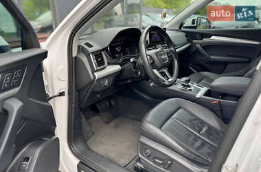 Внедорожник / Кроссовер Audi Q5 2018 в 