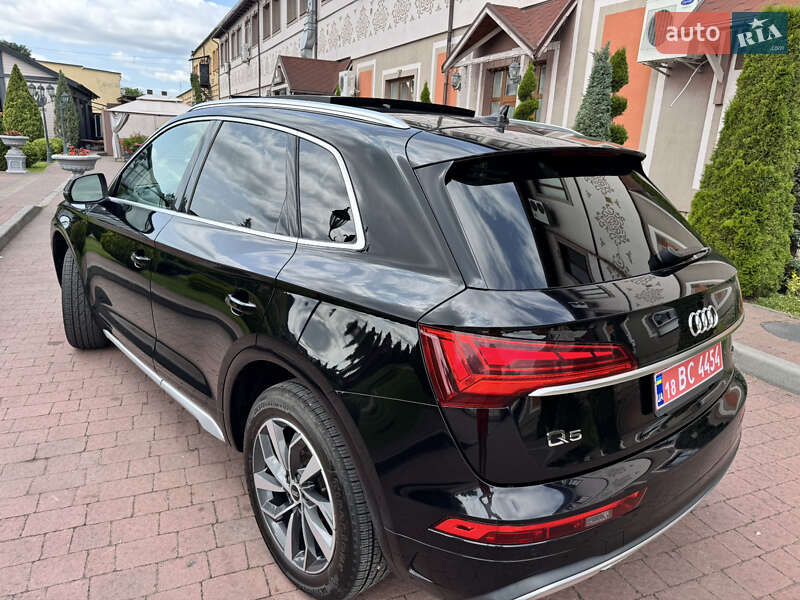 Внедорожник / Кроссовер Audi Q5 2021 в Стрые