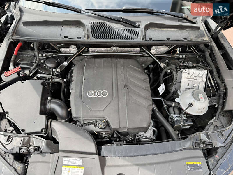 Внедорожник / Кроссовер Audi Q5 2021 в Стрые