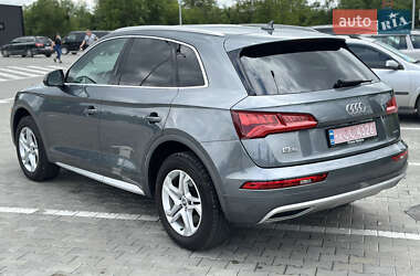 Внедорожник / Кроссовер Audi Q5 2019 в 