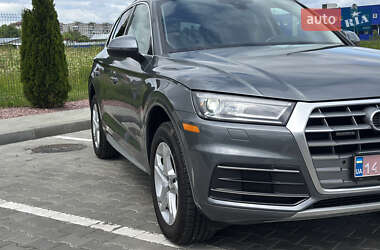 Внедорожник / Кроссовер Audi Q5 2019 в 