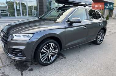 Внедорожник / Кроссовер Audi Q5 2019 в Львове