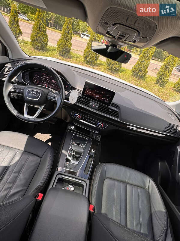 Позашляховик / Кросовер Audi Q5 2018 в Дрогобичі