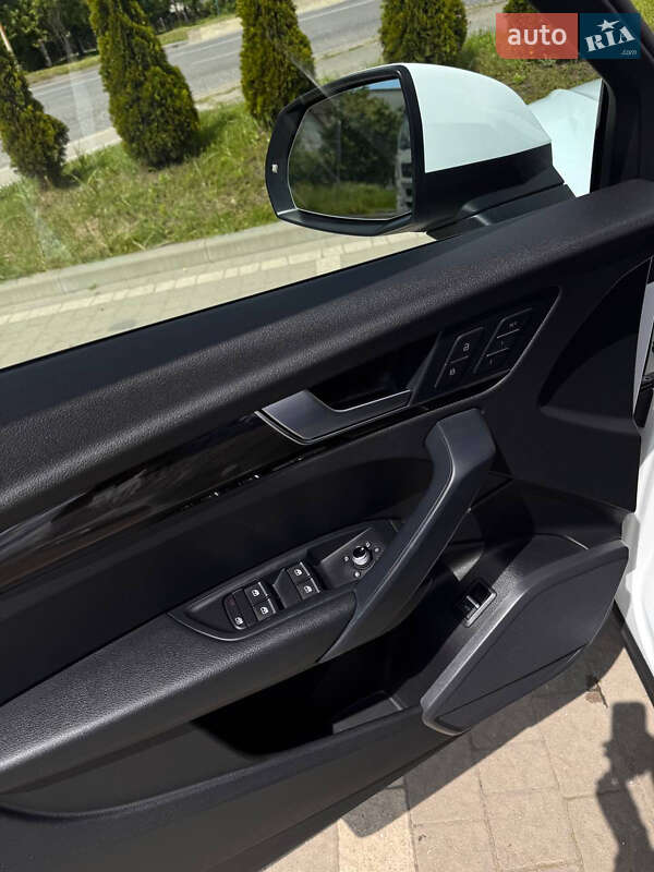 Позашляховик / Кросовер Audi Q5 2018 в Дрогобичі