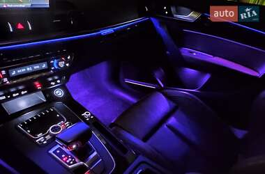 Позашляховик / Кросовер Audi Q5 2018 в 