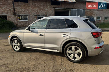 Внедорожник / Кроссовер Audi Q5 2018 в 